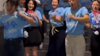 اخبار: ویدیوی منتشر شده از شادی عوامل فیلم سینمایی( قاچاقچیان)