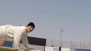 دیگه هیونگ‌لیدری اینجوری باشه از بقیه‌اشون نباید بیشتر از این انتظار داشت :خنده: