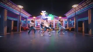 اجرای آهنگ passion fruit از یونیت ویژه دبویز ( یونگهونyoungjoon،کیوQ،سونووsunwoo،جویونjuyeon،هیونجهhyunjae)