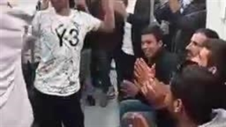 رقص افغان در مترو !!!
