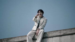 موزیک ویدیو walkin on water از استری کیدز