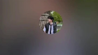 سونگمین بدون این‌که خنده اش بگیره داشت طریقه ی چه‌طور گفتنِ " brrrraaahhhhh " رو طبق خواسته‌ی‌ استی آموزش می‌داد.