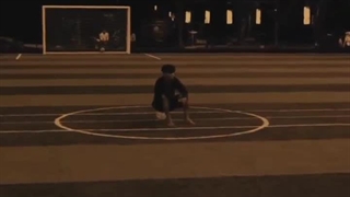 گیر کردم رو آهنگش:)