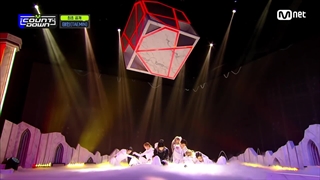 اجرای آهنگ Advice از تمین عضو شاینی