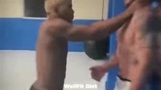 Self-Defense Grappling Techniques for Street Fights #kungfu #wingchun #selfdefensetips #shorts