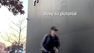 • یه ویدیو از یه فن که داره جلوی کمپانی هایب ویدیو میگیره و یهو سرو کله سونگهون از انهایپن پیدا میشه وایرال شده.. 