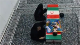 وداع خانواده شهدای فرماندهان در معراج شهدا با شهدای تهاجم رژیم صهیونیستی